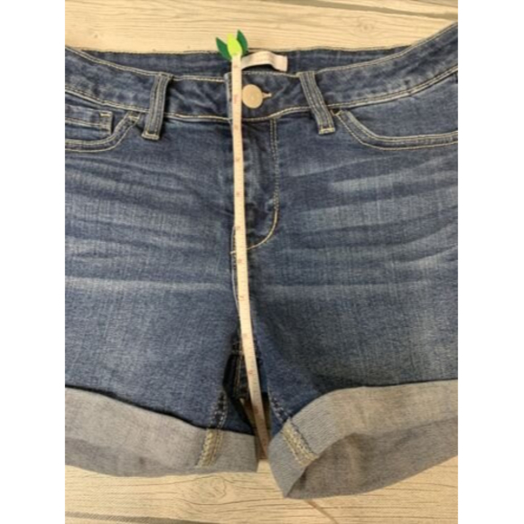 LC Lauren Conrad Womens Jean Shorts Size 6 mid rise Med Wash Cuffed Short Shorts - Picture 9 of 12